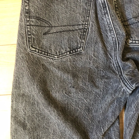 Women’s American Eagle Outfitters Washed Black Baggy Jean denim size 00 short - Picture 13 of 14
